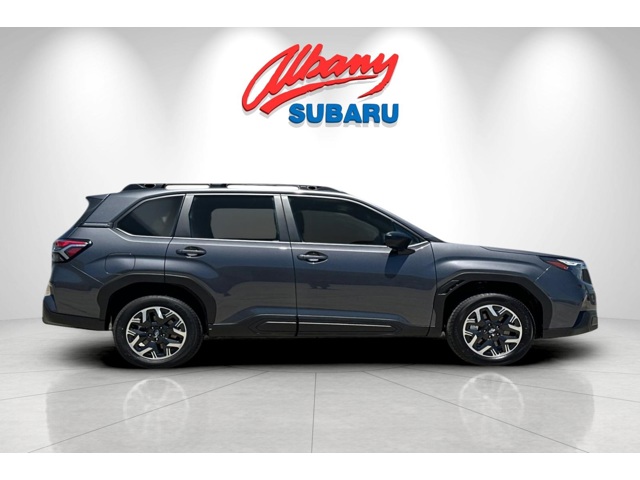 2025 Subaru Forester Base photo 2
