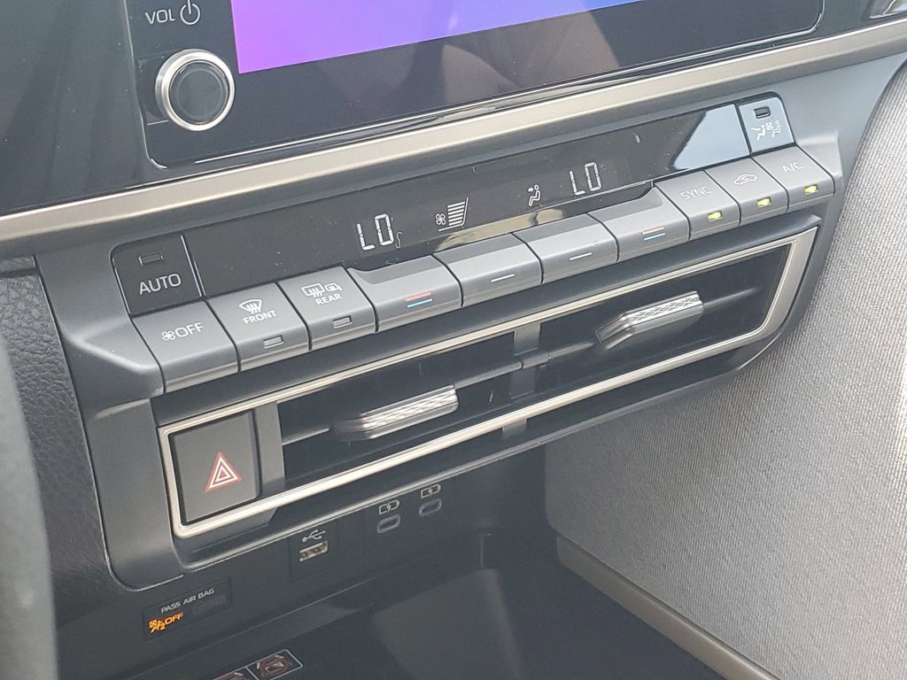2025 Toyota Camry LE photo 24