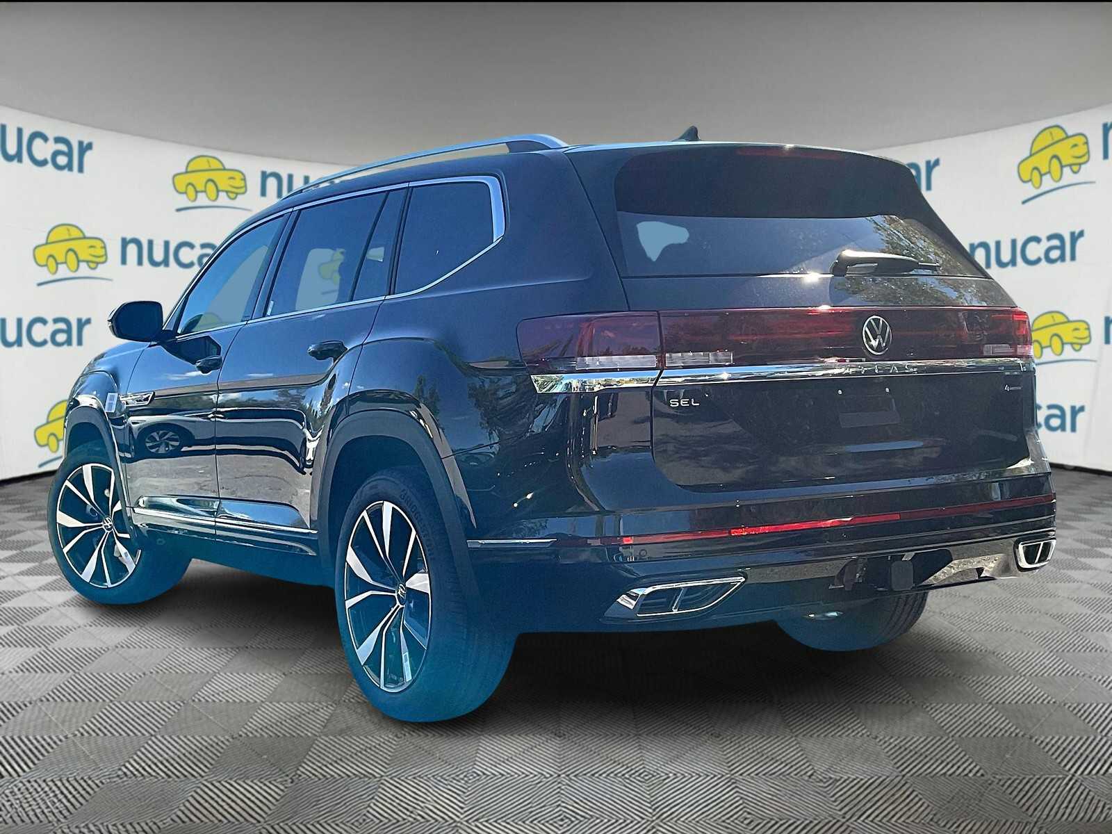 2026 Volkswagen Atlas SEL Premium R-Line photo 3