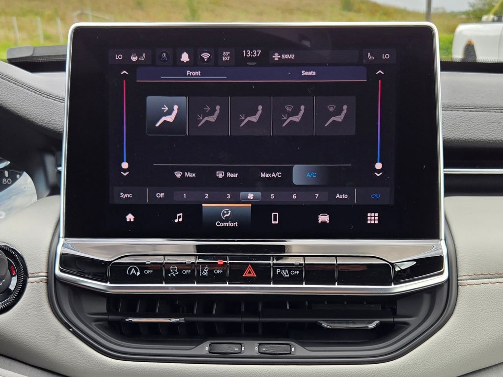 2026 Jeep Compass Limited photo 19