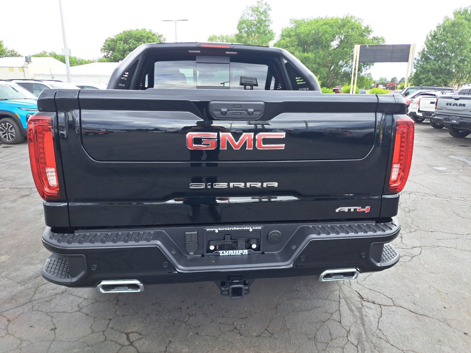 2025 Gmc Sierra 1500 photo 3