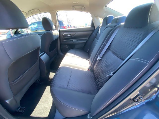 2017 Nissan Altima 2.5 SV photo 20
