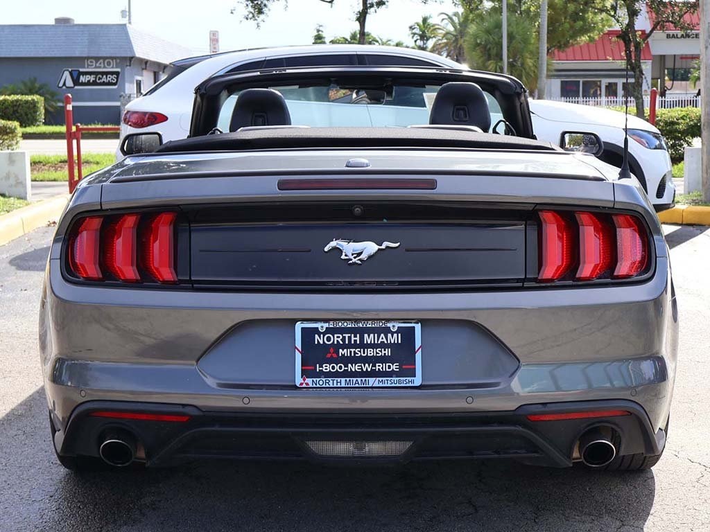 2022 Ford Mustang EcoBoost Premium photo 8