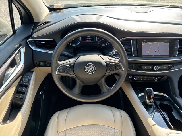 2018 Buick Enclave Essence photo 12