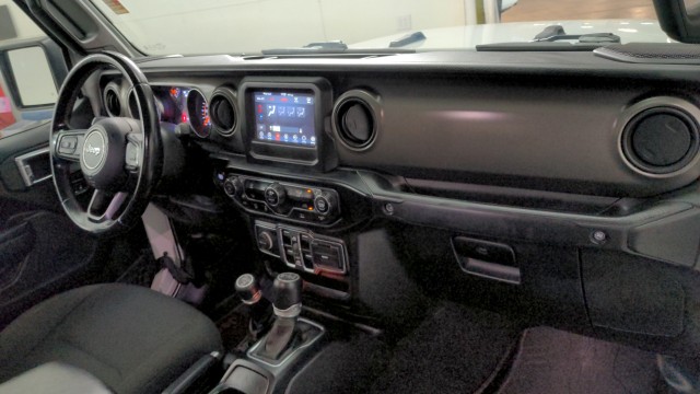 Used 2022 WHITE Jeep Sport S image 25