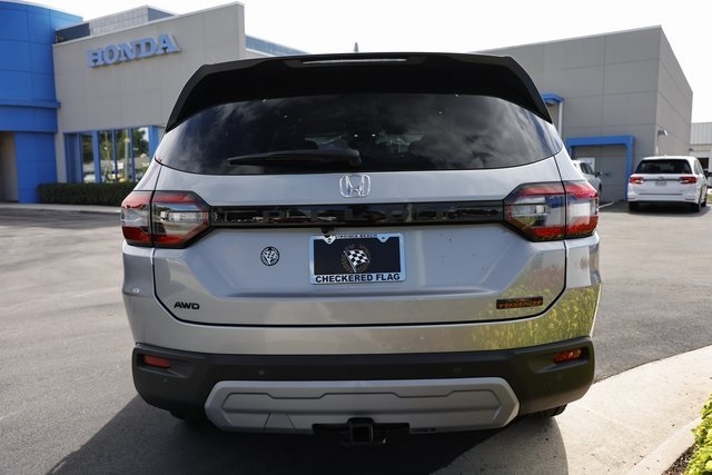 2025 Honda Pilot TrailSport photo 11