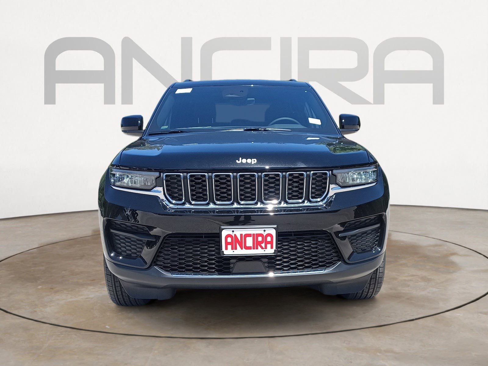 2025 Jeep Grand Cherokee Laredo X photo 2