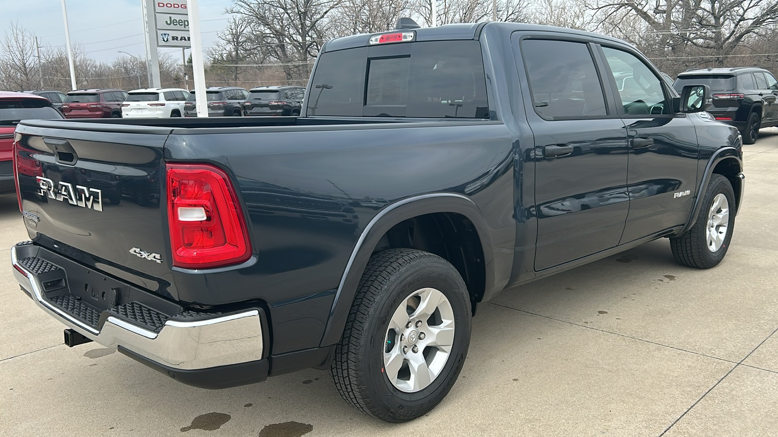 2025 Ram 1500 Big Horn Lone Star photo 3