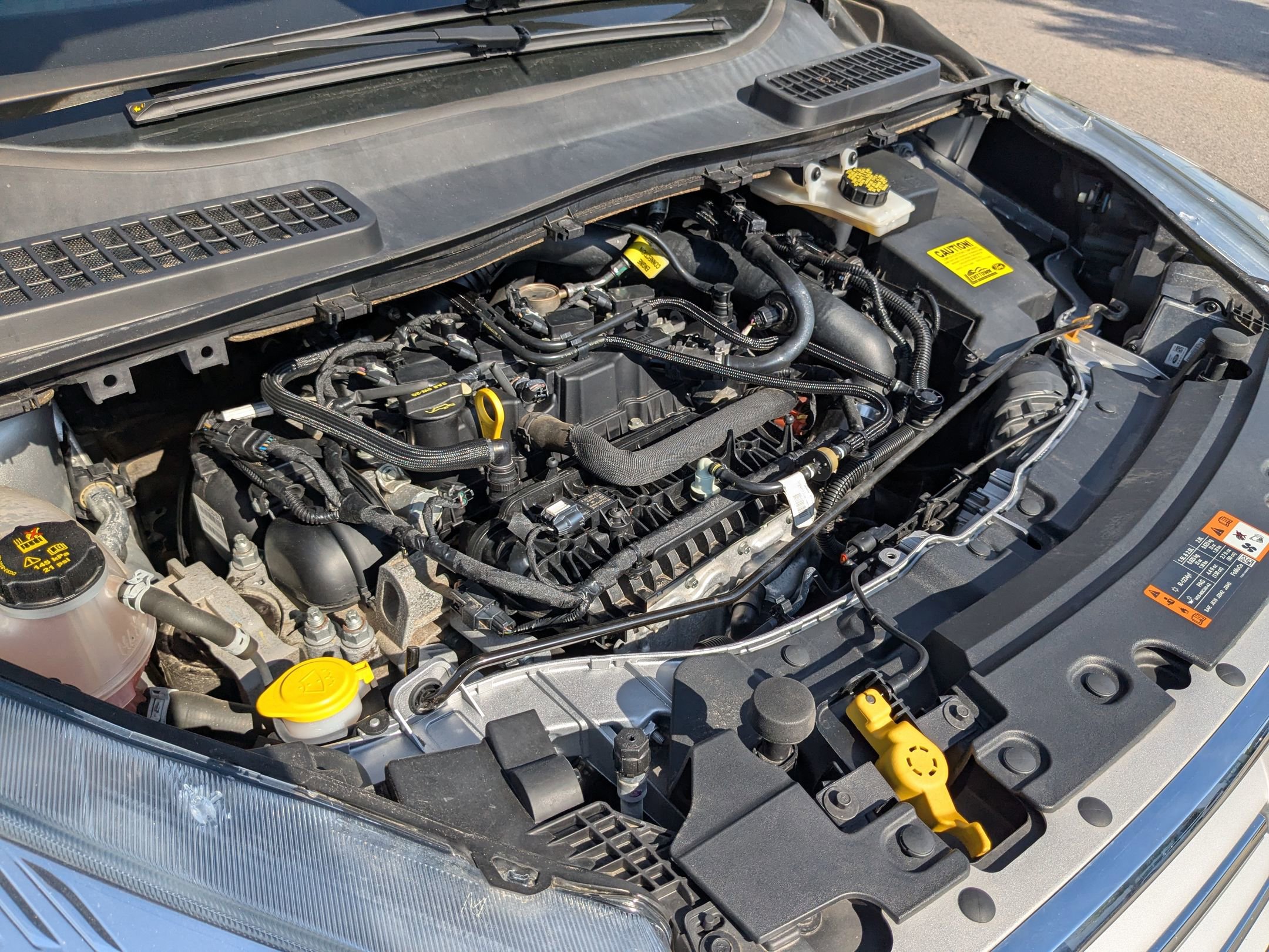 2019 Ford Escape SEL photo 38