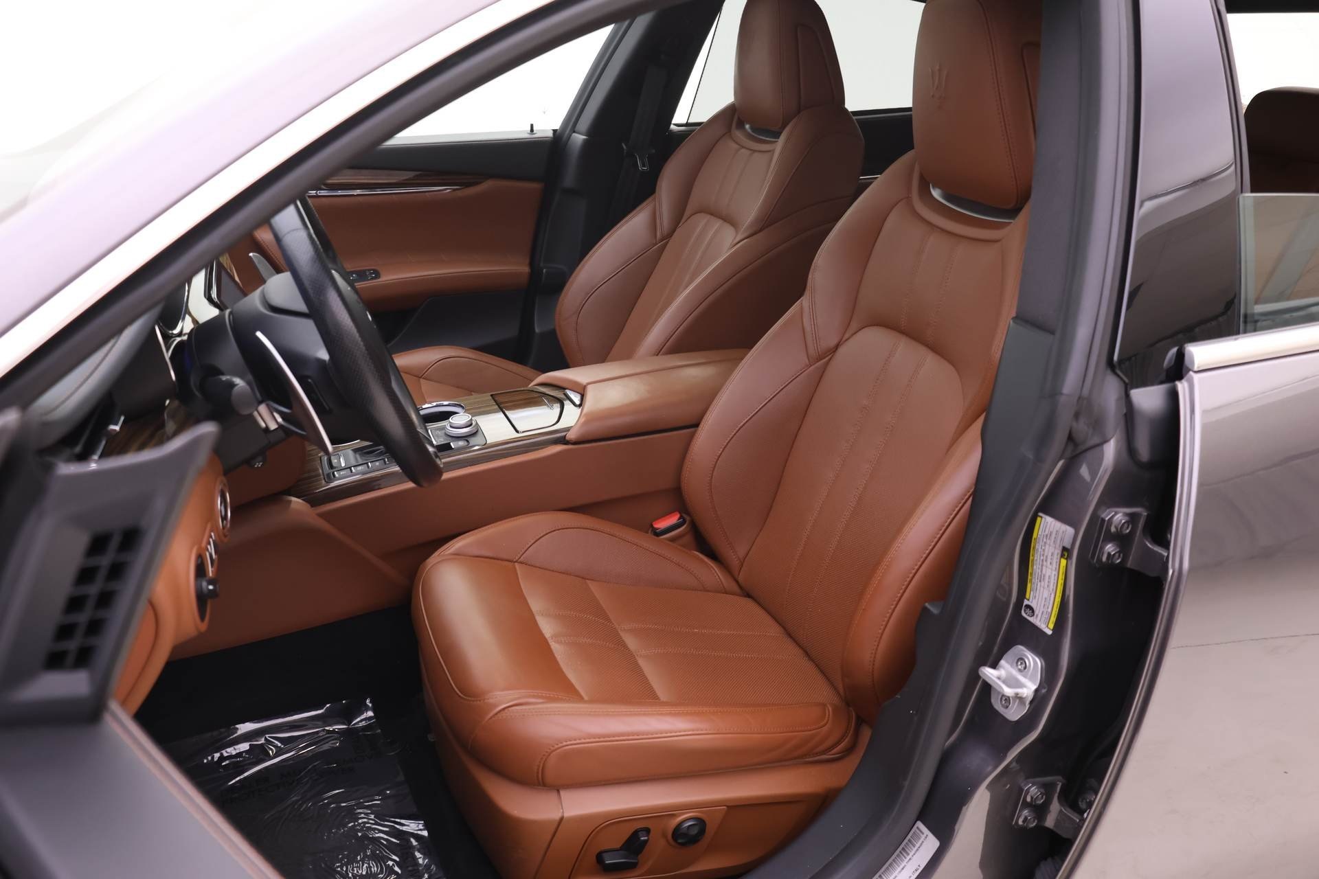 2020 Maserati Quattroporte Q4 GranSport photo 10