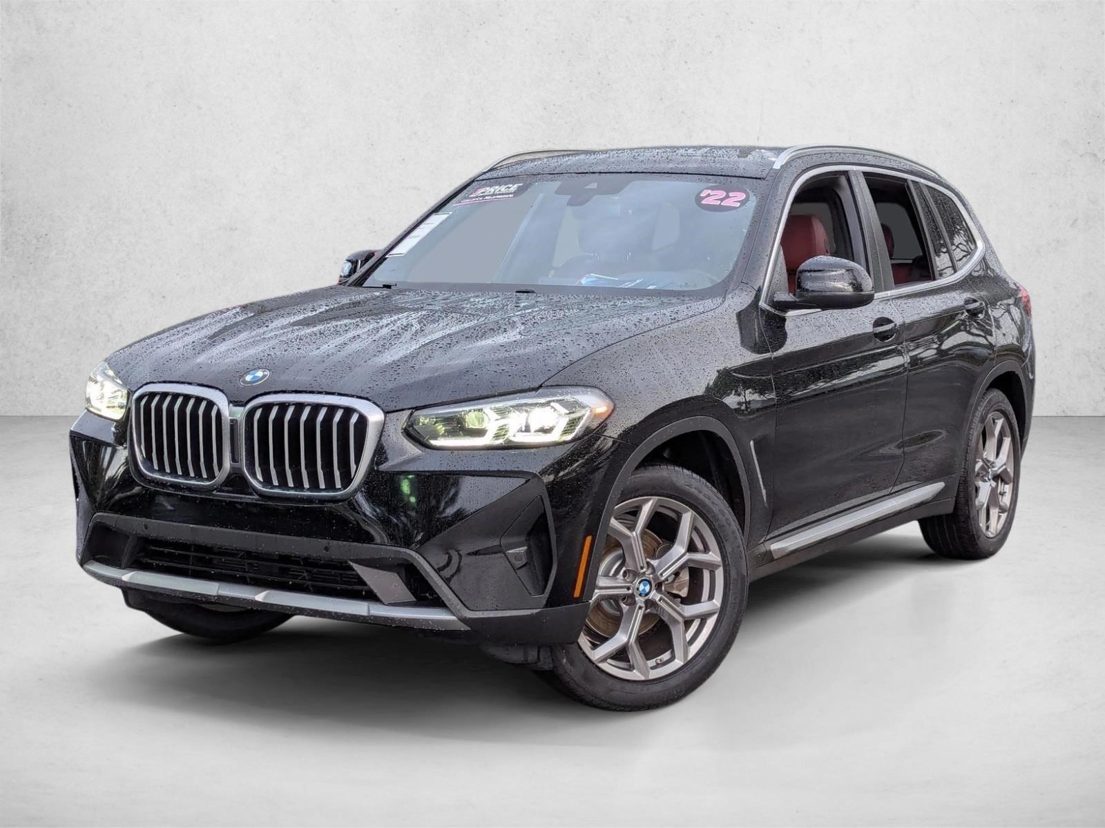 2022 BMW X3 30i's photo