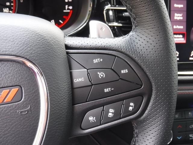 2025 Dodge Durango R/T Plus photo 32