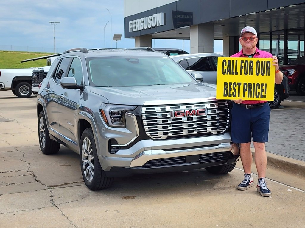 2026 GMC Terrain Denali's photo