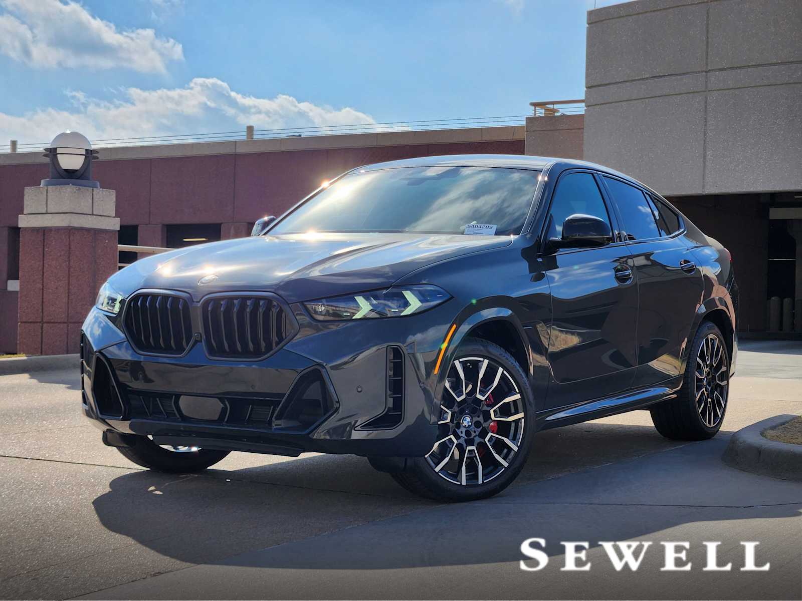 2026 BMW X6 40i's photo