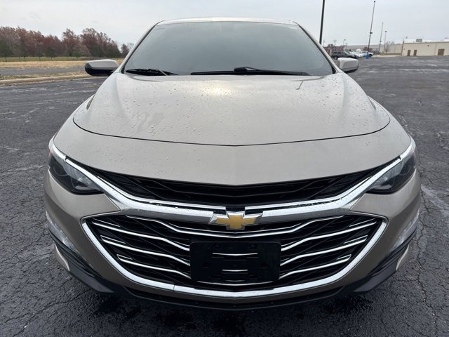 2022 Chevrolet Malibu 1LT photo 2