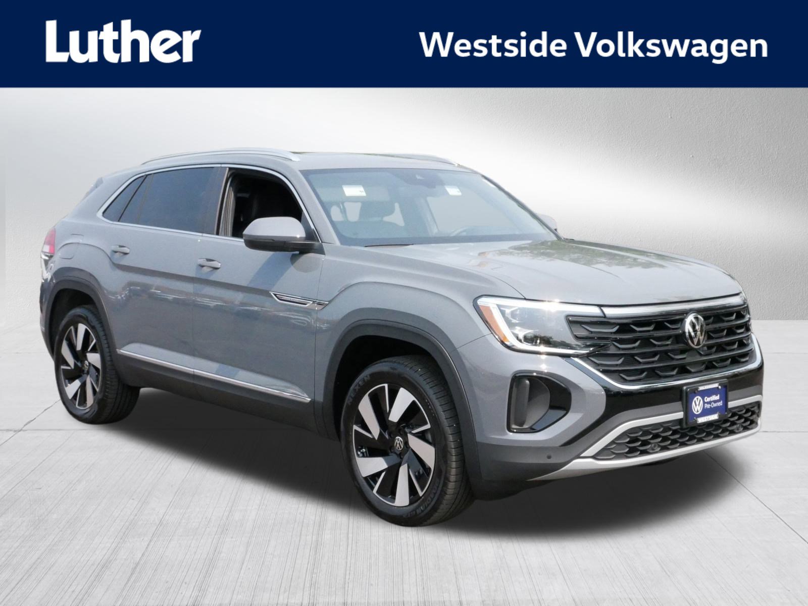 2025 Volkswagen Atlas Cross Sport SEL's photo