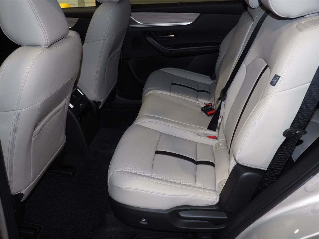 2026 Mazda CX-90 3.3 Turbo Preferred photo 4