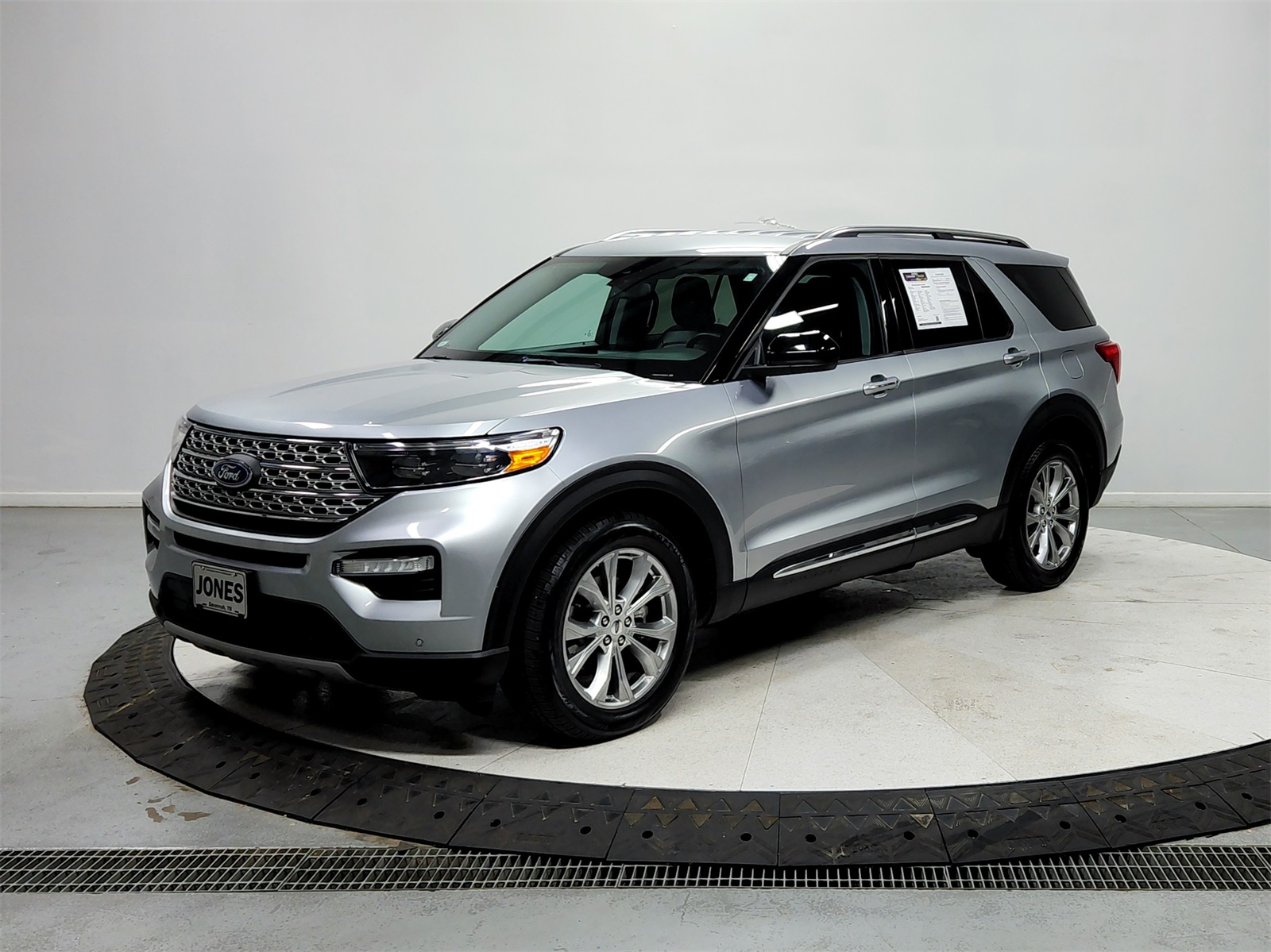 2024 Ford Explorer Limited photo 3