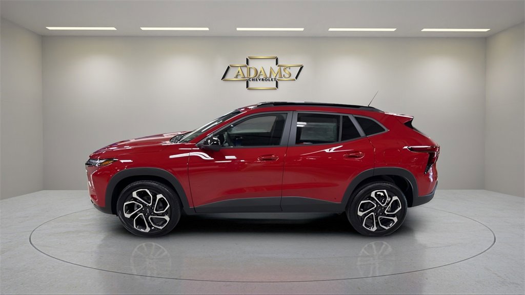 2026 Chevrolet Trax photo 2