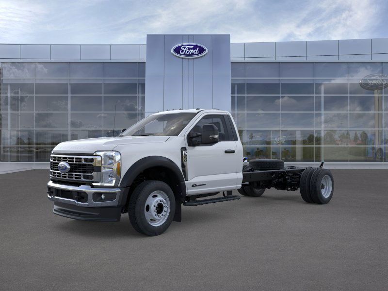 2026 Ford F-550 Super Duty Chassis Cab XL's photo