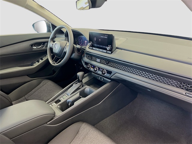 2025 Honda Accord LX photo 26