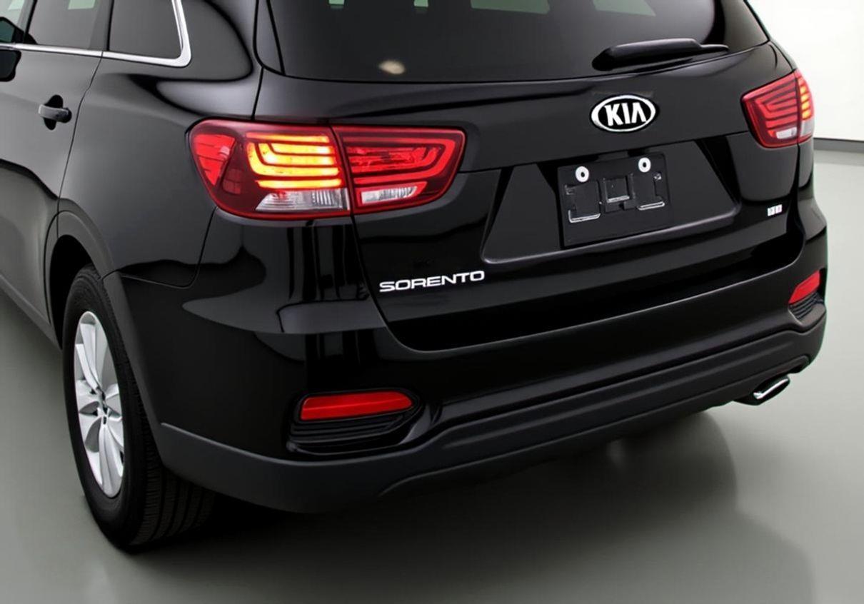 2019 Kia Sorento LX S photo 7