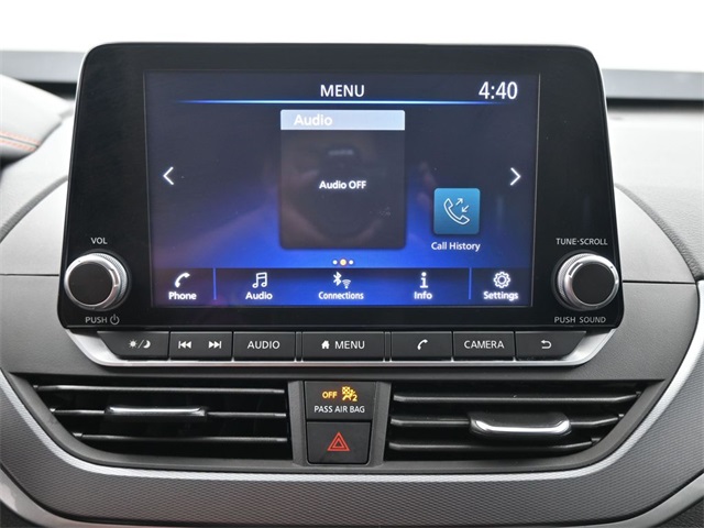 2023 Nissan Altima 2.5 SR photo 4