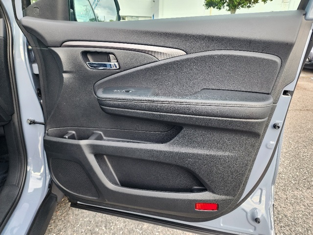 2023 Honda Ridgeline RTL photo 10