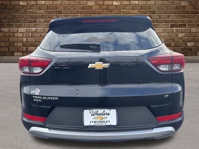 2025 Chevrolet Trailblazer LT photo 4