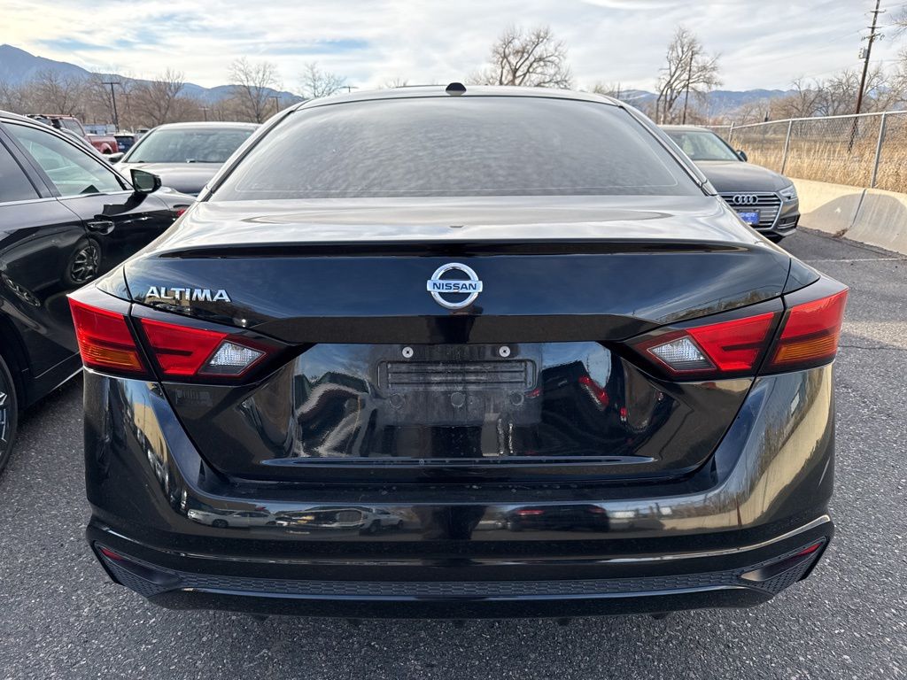 2020 Nissan Altima 2.5 S photo 2