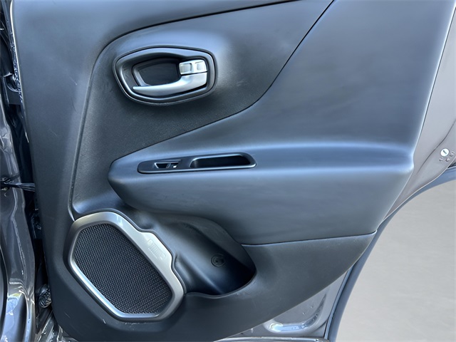 2019 Jeep Renegade Limited photo 25