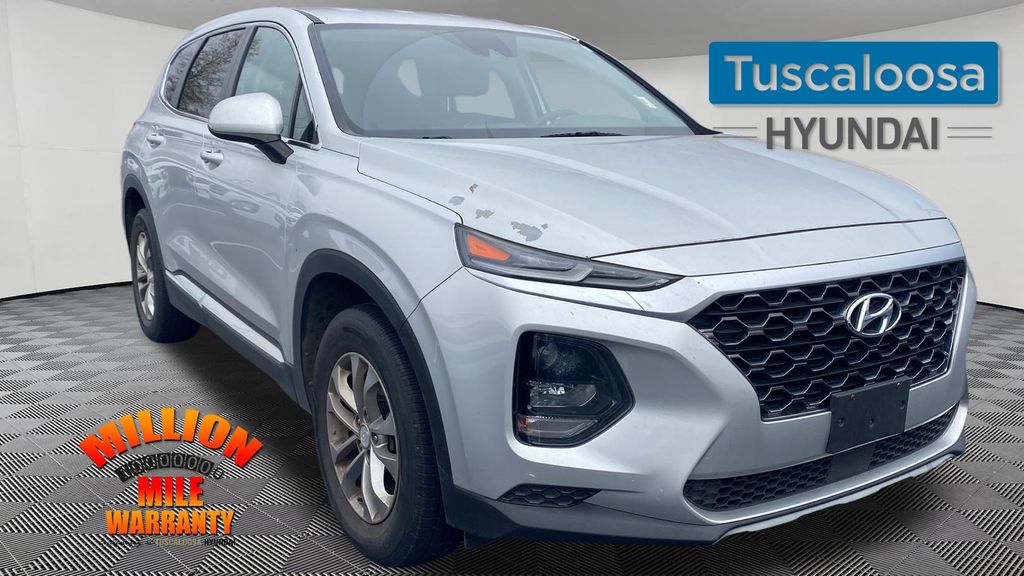 2019 Hyundai Santa Fe SE's photo