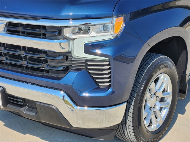 2022 Chevrolet Silverado 1500 LT photo 7