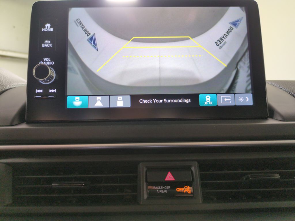 2025 Honda Pilot Touring photo 17