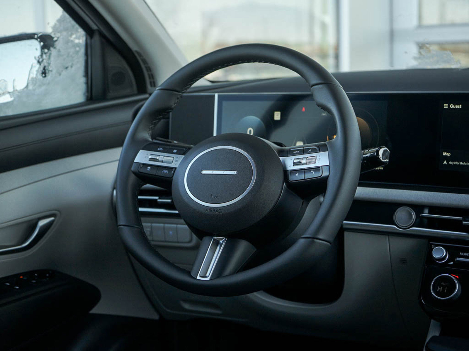 2025 Hyundai Tucson SEL Convenience photo 14