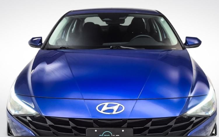 2023 Hyundai Elantra SEL photo 8