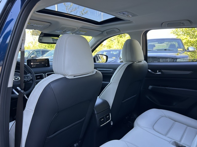 2025 Mazda CX-5 2.5 S Preferred photo 22