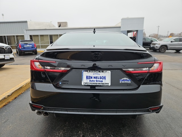 2026 Toyota Camry SE photo 4