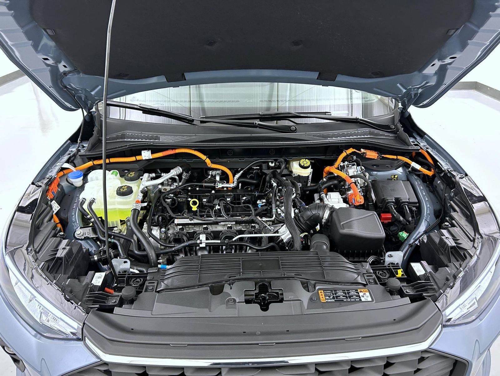 2025 Ford Escape Plug-In Hybrid Sport photo 24