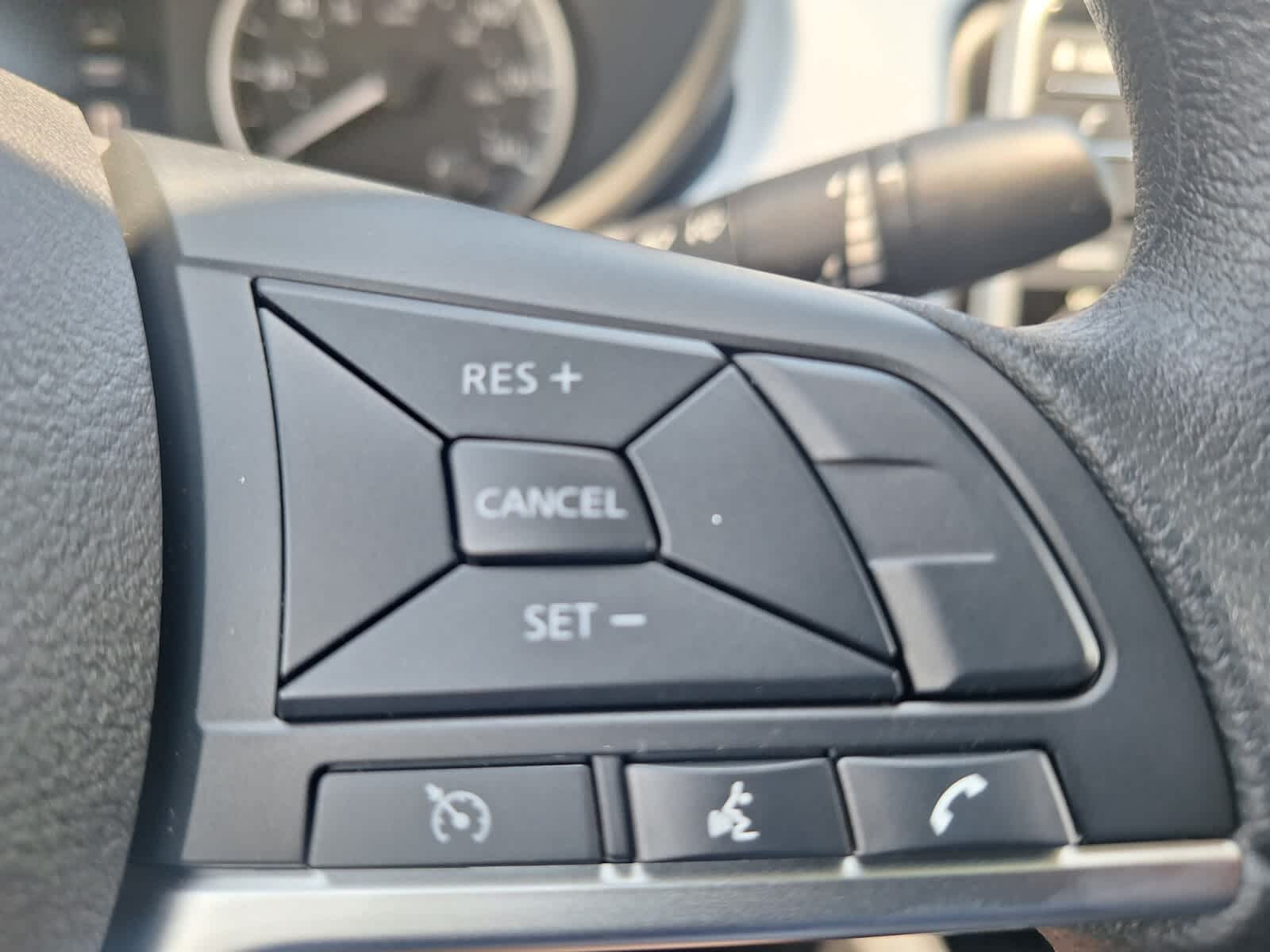 2025 Nissan Versa SV photo 13