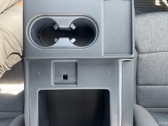 2024 Ford F-550 photo 25