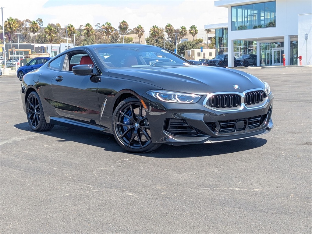 2026 BMW 8 Series M850i's photo