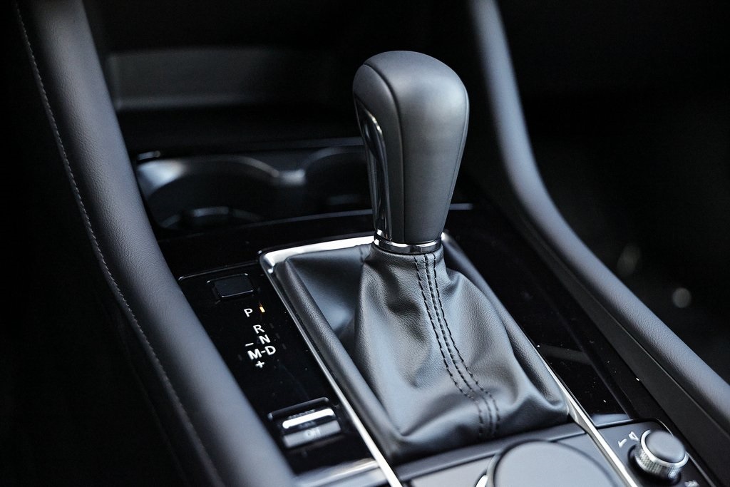 2025 Mazda Mazda3 2.5 s Preferred Hatchback photo 36