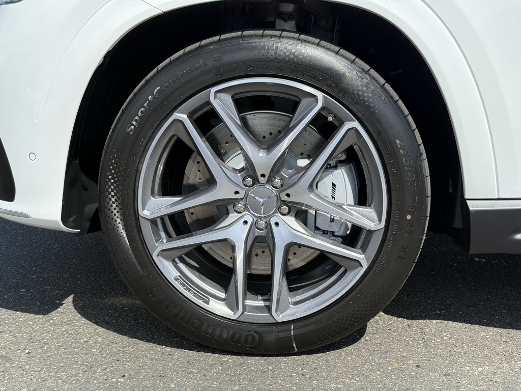 2026 Mercedes Benz GLE AMG 53 photo 27
