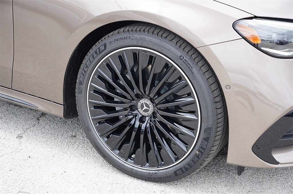 2026 Mercedes Benz E 350 photo 9
