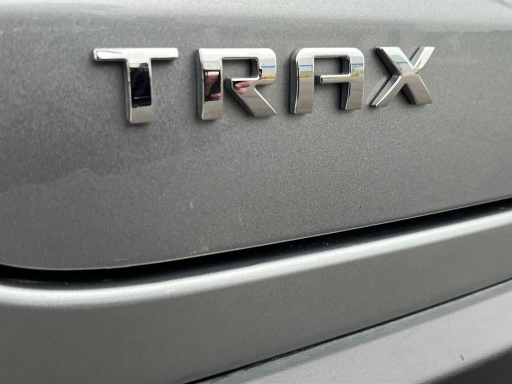 2024 Chevrolet Trax LS photo 28