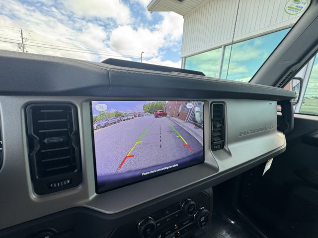 2025 Ford Bronco Outer Banks photo 16
