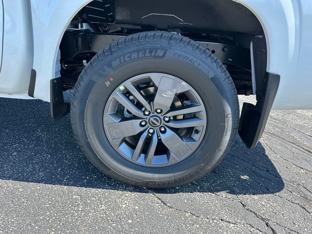 2025 Nissan Frontier SV photo 31