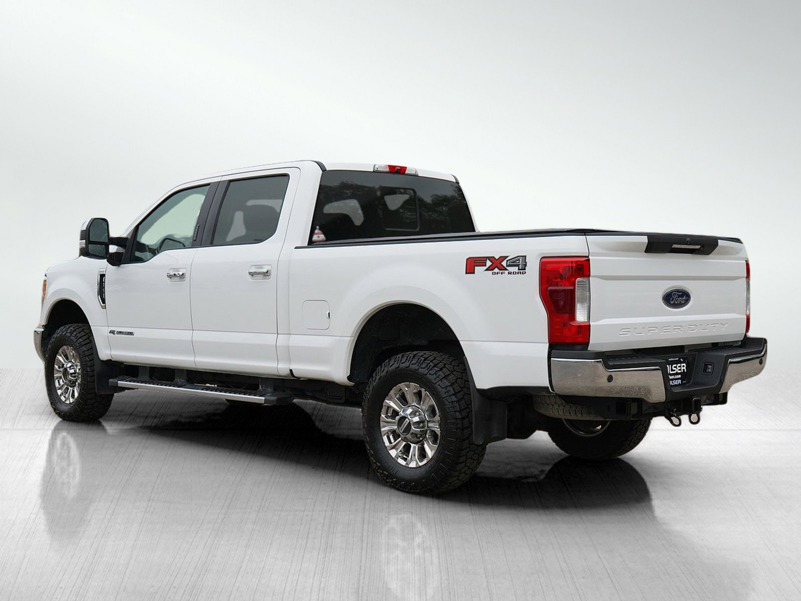 2017 Ford F-350 Lariat photo 3