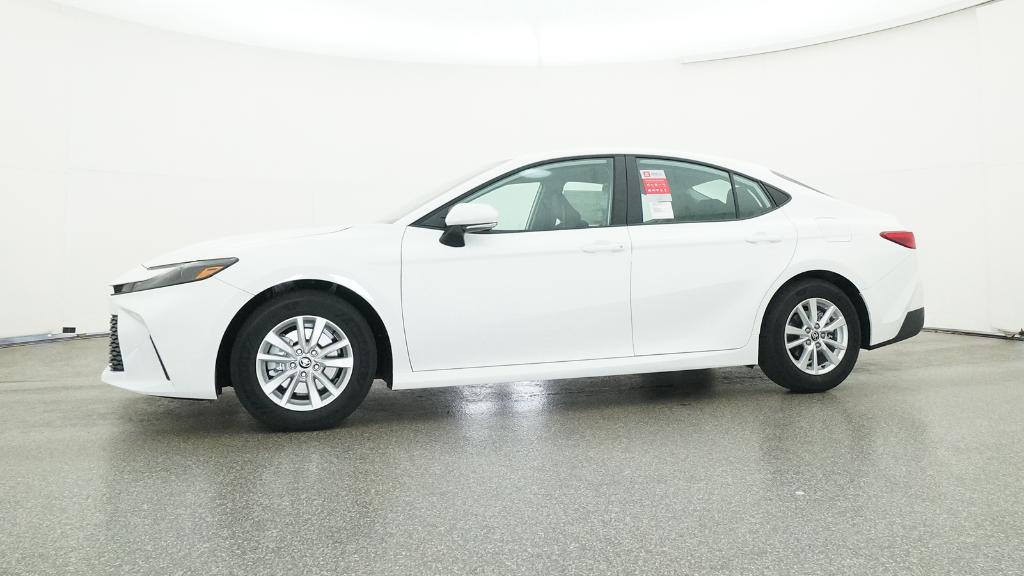 2026 Toyota Camry LE photo 8